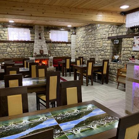 Guest House Iljesa Berat Exterior photo