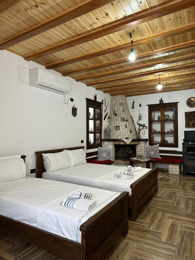 Guest House Iljesa Berat Exterior photo