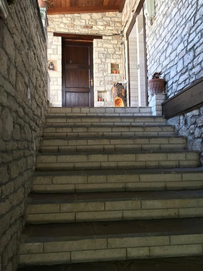 Guest House Iljesa Berat Exterior photo